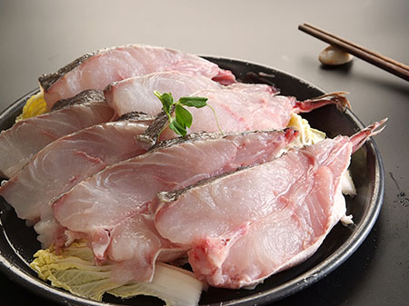 天津海鲜:野生大雅片鱼